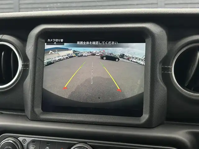 クライスラー・ジープ ジープ ラングラー アンリミテッド サハラ 茨城県 2020(令2)年 4.1万km 白 ワンオ-ナ- /衝突軽減B /ACC /BSM /ナビ /TV /黒革 /シートヒーター /ステアリングヒーター /CarPlay /BT /USB /F/S/Bカメラ /パークセンサー /LEDヘッドL /オートハイビーム /オートライト /スマートキー /ETC2.0 /純正18インチAW /禁煙車