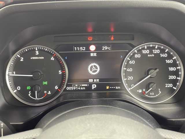 三菱 トライトン GSR 愛知県 2024(令6)年 0.6万km ガンＭ／黒 メーカーオプション9インチナビ/音声認識・BT・AppleCarPlay・AndroidAuto・フルセグTV・USB・FM・AM/マルチアラウンドビューモニター/スーパーエレクトロ4WD-II/レーダークルーズ コントロール/ETC/衝突被害軽減システム/本革合皮コンビレザーシート/運転席パワーシート/前席シートヒーター /本革巻ステアリング/ステアリングヒーター/ブラインドスポットモニター/ヒルディセントコントロール/アクティブスタビリティ&トラクションコントロール/アクティブLSD（ブレーキ制御タイプ）/トレーラースタビリティアシスト/アクティブヨーコントロール/リヤデフロック/ヒルスタートアシスト/標識認識システム/オートライト/オートハイビーム/オートワイパー/車線逸脱防止支援機能/後席サーキュレーター/自動防眩ルームミラー/フロントフォグランプ/荷台ベッドライナー/電動格納式ヒーテッドドアミラー/6スピーカー