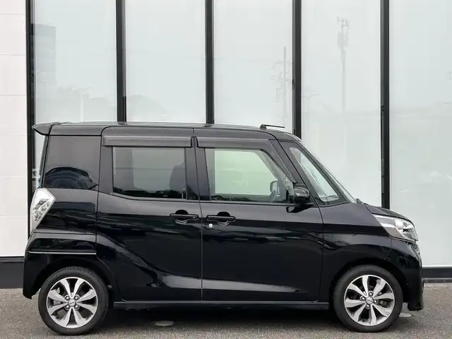 日産 デイズ ルークス ハイウェイスターX Gパッケージ 大阪府 2014(平26)年 0.4万km ブラック 純正メモリーナビ　/　フルセグＴＶ/ＣＤ／ＤＶＤ/ＡＵＸ/            ＢT/ミュージックサーバー　/アラウンドビューモニター　/両側パワースライドドア　/ＥＴＣ　/ターボ車　/アイドリングストップ　/LEDヘッドライト/ハイウェイスター