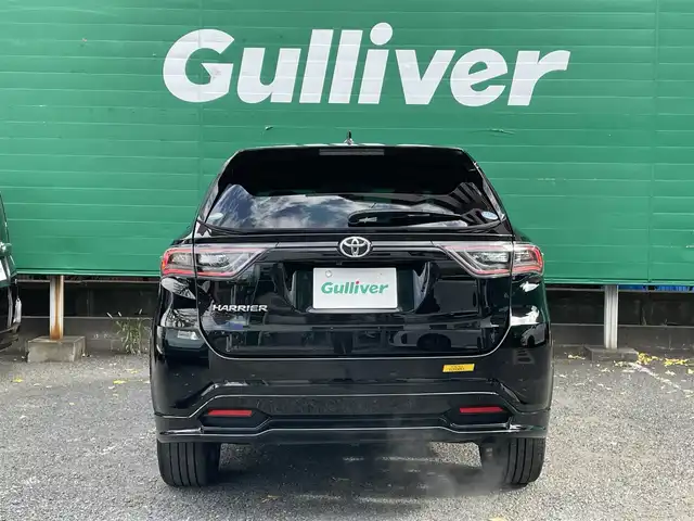 トヨタ ハリアー プレミアム 東京都 2015(平27)年 6万km ブラック ワンオーナー/純正エアロF/R/ALPINE製ナビ（EX900）/・フルセグTV/Bluetoothオーディオ/DVD/ALPINE製フリップダウンモニター（TMX-RM905）/ドライブレコーダー(CSD-790FHG)/パワーバックドア/クルーズコントロール/純正アルミホイール18インチ/合皮ハーフレザーシート/純正フロアマット/保証書/取扱説明書/スペアキー