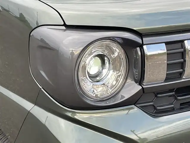 スズキ スペーシア ギア HYBRID XZ 新潟県 2024(令6)年 0.4万km クールカーキパールメタリック/ガンメタリック2トーン 4WD/純正メモリナビ/BT/USB/フルセグテレビ/全方位カメラ/衝突被害軽減ブレーキ/レーンキープアシスト/レーダークルーズコントロール/両側パワースライドドア/ベンチシート/シートヒーター /ステアリングヒーター/ステアリングスイッチ/コーナーセンサー/スマートキー/プッシュスタート/LEDヘッドライト/オートライト/オートハイビーム/フォグランプ/純正14インチアルミホイール