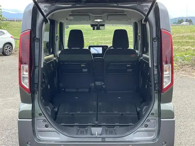 スズキ スペーシア ギア HYBRID XZ 新潟県 2024(令6)年 0.4万km クールカーキパールメタリック/ガンメタリック2トーン 4WD/純正メモリナビ/BT/USB/フルセグテレビ/全方位カメラ/衝突被害軽減ブレーキ/レーンキープアシスト/レーダークルーズコントロール/両側パワースライドドア/ベンチシート/シートヒーター /ステアリングヒーター/ステアリングスイッチ/コーナーセンサー/スマートキー/プッシュスタート/LEDヘッドライト/オートライト/オートハイビーム/フォグランプ/純正14インチアルミホイール