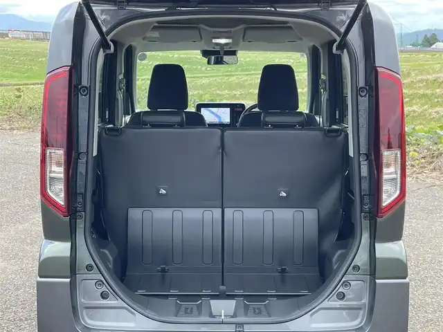 スズキ スペーシア ギア HYBRID XZ 新潟県 2024(令6)年 0.4万km クールカーキパールメタリック/ガンメタリック2トーン 4WD/純正メモリナビ/BT/USB/フルセグテレビ/全方位カメラ/衝突被害軽減ブレーキ/レーンキープアシスト/レーダークルーズコントロール/両側パワースライドドア/ベンチシート/シートヒーター /ステアリングヒーター/ステアリングスイッチ/コーナーセンサー/スマートキー/プッシュスタート/LEDヘッドライト/オートライト/オートハイビーム/フォグランプ/純正14インチアルミホイール