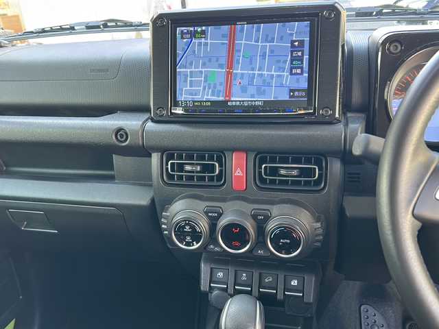 スズキ ジムニー XC 岐阜県 2022(令4)年 1.8万km キネティックイエロー 社外ナビ（CMOS-230）/AM/FM/Bluetooth/TV（フルセグ）/iPad/HDMI/純正マット/純正タイヤ/電動格納ミラー/クルコン/横滑り防止/ダウンヒルアシストコントロール/アイドリングストップ/衝突軽減ブレーキ/車線逸脱警報/シートヒーター/ビルトインETC/オートエアコン/オートライト/スマートキー/スペアキー/プッシュスタート/取扱説明書/保証書