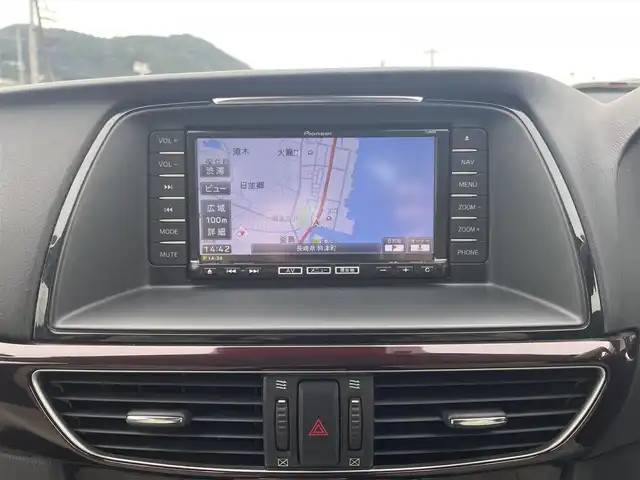 マツダ アテンザ セダン XD Lパッケージ 長崎県 2014(平26)年 4.8万km ジェットブラックマイカ (株)IDOMが運営する【じしゃロン長崎店】の自社ローン専用車両になりますこちらは現金またはオートローンご利用時の価格です。自社ローンご希望の方は別途その旨お申付け下さい/・ワンオーナー/・純正ナビ/・フルセグテレビ/・バックカメラ/・クルーズコントロール/・シートヒーター/・プッシュスタート/・パドルシフト/・BSM/・パワーシート/・ETC/・BOSEサウンドシステム