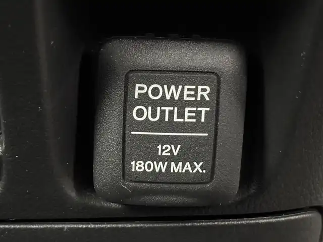 ホンダ Ｎ ＢＯＸ カスタム G SSパッケージ 福岡県 2013(平25)年 9.3万km プレミアムホワイトパール 社外ディスプレイオーディオ（ＢＴ）　/バックカメラ　/両側電動スライドドア　/横滑り防止装置　/ＥＣＯＮ　/プッシュスタート　/電動格納式ドアミラー　/純正フロアマット　/オートライト　/純正１４インチアルミホイール