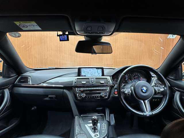 ＢＭＷ Ｍ４ 千葉県 2018(平30)年 6.1万km アルピンホワイトⅢ