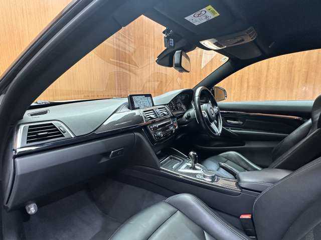 ＢＭＷ Ｍ４ 千葉県 2018(平30)年 6.1万km アルピンホワイトⅢ