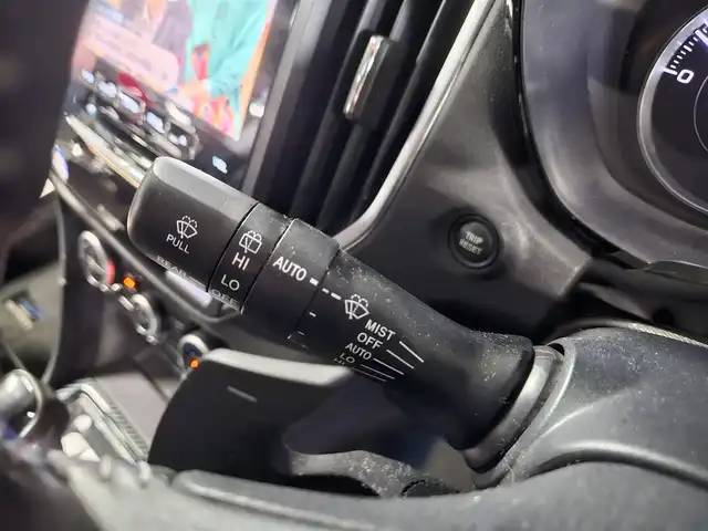 スバル インプレッサ スポーツ 1．6i－Lアイサイト 福岡県 2018(平30)年 7.7万km クリスタルホワイトP 純正8型ナビ/フルセグTV/バックカメラ/純正ドライブレコーダー/全車速追従機能付クルーズコントロール/アイサイトコアテクノロジー/・衝突被害軽減ブレーキ/・後退時自動ブレーキ/・車線逸脱防止支援/・前後誤発進抑制/純正OPステアリング連動LEDヘッドランプ/純正OP革巻きステアリング/パドルシフト/STIエアロ(F/R)/社外18インチアルミホイール/スマートキー/プッシュエンジンスタート/禁煙車