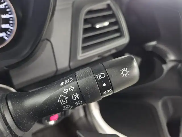 スバル インプレッサ スポーツ 1．6i－Lアイサイト 福岡県 2018(平30)年 7.7万km クリスタルホワイトP 純正8型ナビ/フルセグTV/バックカメラ/純正ドライブレコーダー/全車速追従機能付クルーズコントロール/アイサイトコアテクノロジー/・衝突被害軽減ブレーキ/・後退時自動ブレーキ/・車線逸脱防止支援/・前後誤発進抑制/純正OPステアリング連動LEDヘッドランプ/純正OP革巻きステアリング/パドルシフト/STIエアロ(F/R)/社外18インチアルミホイール/スマートキー/プッシュエンジンスタート/禁煙車