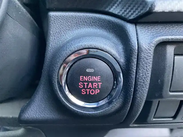 スバル インプレッサ スポーツ 1．6i－Lアイサイト 福岡県 2018(平30)年 7.7万km クリスタルホワイトP 純正8型ナビ/フルセグTV/バックカメラ/純正ドライブレコーダー/全車速追従機能付クルーズコントロール/アイサイトコアテクノロジー/・衝突被害軽減ブレーキ/・後退時自動ブレーキ/・車線逸脱防止支援/・前後誤発進抑制/純正OPステアリング連動LEDヘッドランプ/純正OP革巻きステアリング/パドルシフト/STIエアロ(F/R)/社外18インチアルミホイール/スマートキー/プッシュエンジンスタート/禁煙車