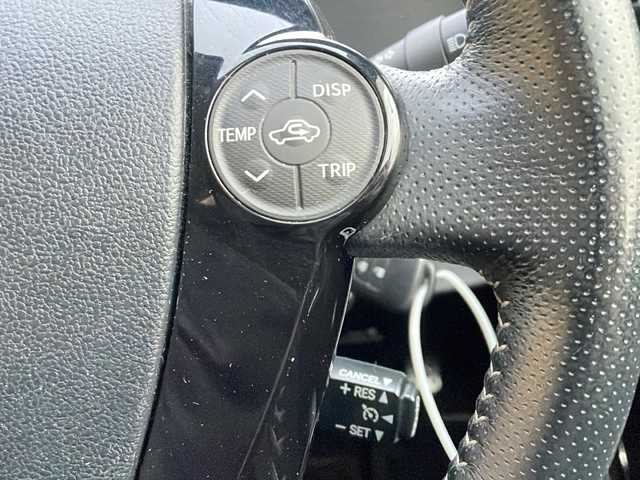 トヨタ アクア G G’s 新潟県 2016(平28)年 9.8万km グレーメタリック 純正ナビ(NSCP-W64)/(AM/FM/CD/DVD/SD/Bluetooth)/トヨタセーフティセンス/・プリクラッシュセーフティ/・レーンディパーチャーアラート/・オートマチックハイビーム/クルーズコントロール/バックカメラ/LEDヘッドライト/オートライト/ハーフレザーシート/純正17インチアルミホイール/純正ビルトインETC/リモコンキー/スペアキー×1/取扱説明書/保証書