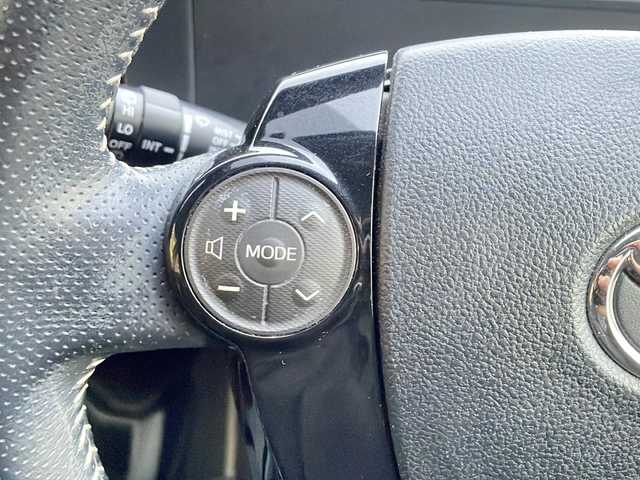 トヨタ アクア G G’s 新潟県 2016(平28)年 9.8万km グレーメタリック 純正ナビ(NSCP-W64)/(AM/FM/CD/DVD/SD/Bluetooth)/トヨタセーフティセンス/・プリクラッシュセーフティ/・レーンディパーチャーアラート/・オートマチックハイビーム/クルーズコントロール/バックカメラ/LEDヘッドライト/オートライト/ハーフレザーシート/純正17インチアルミホイール/純正ビルトインETC/リモコンキー/スペアキー×1/取扱説明書/保証書