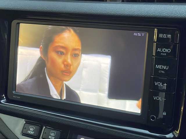 トヨタ アクア G G’s 新潟県 2016(平28)年 9.8万km グレーメタリック 純正ナビ(NSCP-W64)/(AM/FM/CD/DVD/SD/Bluetooth)/トヨタセーフティセンス/・プリクラッシュセーフティ/・レーンディパーチャーアラート/・オートマチックハイビーム/クルーズコントロール/バックカメラ/LEDヘッドライト/オートライト/ハーフレザーシート/純正17インチアルミホイール/純正ビルトインETC/リモコンキー/スペアキー×1/取扱説明書/保証書