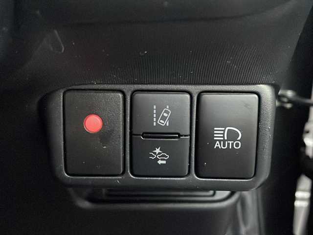 トヨタ アクア G G’s 新潟県 2016(平28)年 9.8万km グレーメタリック 純正ナビ(NSCP-W64)/(AM/FM/CD/DVD/SD/Bluetooth)/トヨタセーフティセンス/・プリクラッシュセーフティ/・レーンディパーチャーアラート/・オートマチックハイビーム/クルーズコントロール/バックカメラ/LEDヘッドライト/オートライト/ハーフレザーシート/純正17インチアルミホイール/純正ビルトインETC/リモコンキー/スペアキー×1/取扱説明書/保証書