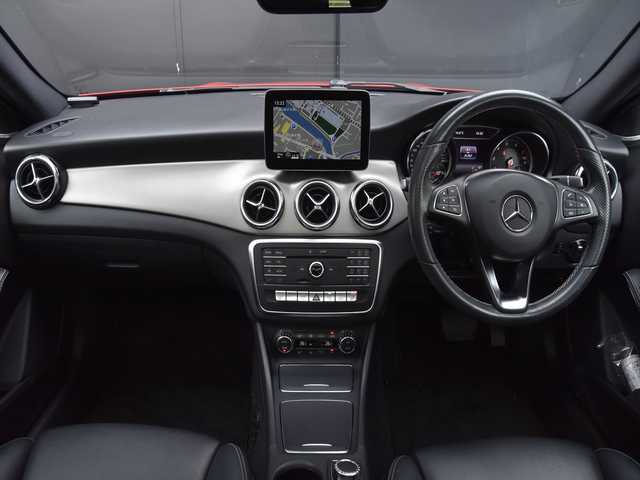 メルセデス・ベンツ ＧＬＡ１８０ 和歌山県 2018(平30)年 5.2万km ジュピターレッド パノラマSR /プレミアムパッケージ /ベーシックパッケージ /ARTICOレザー /harman/kardon /純ナビ /Bカメラ /TV /CarPlay /オートテールゲート /レーダーセーフティ /パワーシート /シートヒーター /ダイナミックセレクト /キーレスゴー /LED /ETC