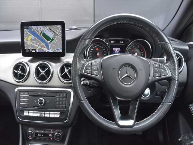 メルセデス・ベンツ ＧＬＡ１８０ 和歌山県 2018(平30)年 5.2万km ジュピターレッド パノラマSR /プレミアムパッケージ /ベーシックパッケージ /ARTICOレザー /harman/kardon /純ナビ /Bカメラ /TV /CarPlay /オートテールゲート /レーダーセーフティ /パワーシート /シートヒーター /ダイナミックセレクト /キーレスゴー /LED /ETC