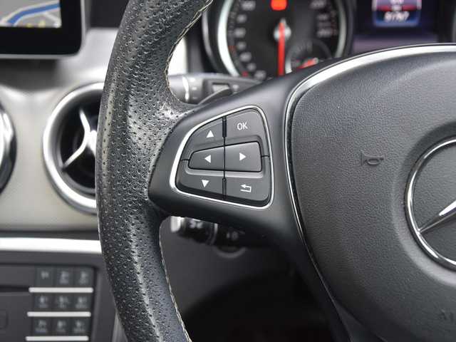 メルセデス・ベンツ ＧＬＡ１８０ 和歌山県 2018(平30)年 5.2万km ジュピターレッド パノラマSR /プレミアムパッケージ /ベーシックパッケージ /ARTICOレザー /harman/kardon /純ナビ /Bカメラ /TV /CarPlay /オートテールゲート /レーダーセーフティ /パワーシート /シートヒーター /ダイナミックセレクト /キーレスゴー /LED /ETC