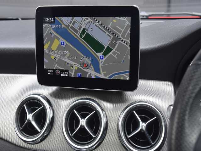 メルセデス・ベンツ ＧＬＡ１８０ 和歌山県 2018(平30)年 5.2万km ジュピターレッド パノラマSR /プレミアムパッケージ /ベーシックパッケージ /ARTICOレザー /harman/kardon /純ナビ /Bカメラ /TV /CarPlay /オートテールゲート /レーダーセーフティ /パワーシート /シートヒーター /ダイナミックセレクト /キーレスゴー /LED /ETC