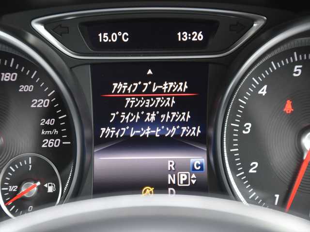 メルセデス・ベンツ ＧＬＡ１８０ 和歌山県 2018(平30)年 5.2万km ジュピターレッド パノラマSR /プレミアムパッケージ /ベーシックパッケージ /ARTICOレザー /harman/kardon /純ナビ /Bカメラ /TV /CarPlay /オートテールゲート /レーダーセーフティ /パワーシート /シートヒーター /ダイナミックセレクト /キーレスゴー /LED /ETC