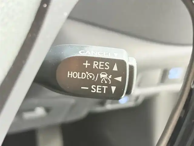 トヨタ Ｃ－ＨＲ G 大阪府 2019(令1)年 4.1万km ホワイトパールクリスタルシャイン TRDエアロ weds19incAW 純正8incDAナビ 360カメラ ハーフレザー シートヒーター レーダークルコン 衝突軽減ブレーキ レーンアシスト ブラインドSM スマートキープッシュスタート ETC