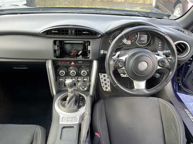 トヨタ ８６ GT 青森県 2017(平29)年 8.1万km 青Ｍ ・プッシュスタート/・スマートキー/・BBSアルミ/・パドルシフト/・LEDヘッドライト/・クルーズコントロール/・純正AW積込/・保証書あり