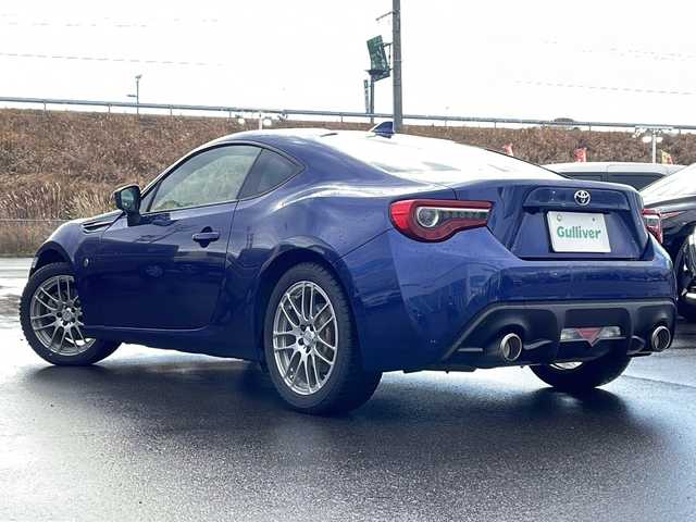 トヨタ ８６ GT 青森県 2017(平29)年 8.1万km 青Ｍ ・プッシュスタート/・スマートキー/・BBSアルミ/・パドルシフト/・LEDヘッドライト/・クルーズコントロール/・純正AW積込/・保証書あり