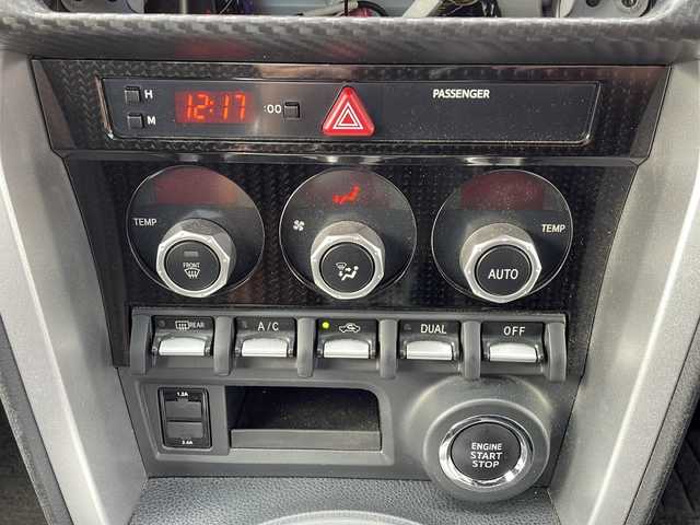 トヨタ ８６ GT 青森県 2017(平29)年 8.1万km 青Ｍ ・プッシュスタート/・スマートキー/・BBSアルミ/・パドルシフト/・LEDヘッドライト/・クルーズコントロール/・純正AW積込/・保証書あり