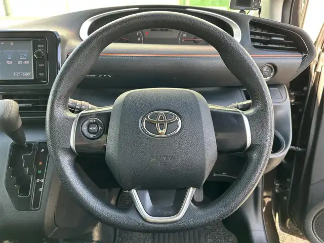 トヨタ シエンタ X 和歌山県 2016(平28)年 7.2万km ヴィンテージブラウンパールクリスタルシャイン 純正7インチナビ/フルセグTV/Bluetooth/CD/DVD/SD/バックカメラ/ビルトインETC/ドライブレコーダー/左側パワースライド/ステアリングスイッチ/前席シートヒーター/アイドリングストップ/LEDヘッドライト/フォグランプ/オートライト/エアコンディショナー/電格ミラー/プッシュスタート/スマートキー/スペアキー