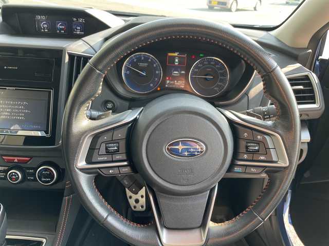 スバル ＸＶ ハイブリッド アドバンス 愛知県 2018(平30)年 4.3万km クォーツブルーP 純正ナビ/レーダークルーズコントロール/バックカメラ/パワーシート/コーナーセンサー/ＳＴＩアルミホイール/ブラインドスポットモニター/LEDヘッドライト/パドルシフト/オートライト/ドライブレコーダー/ETC/衝突軽減システム/フルセグ/CD DVD/Bluetooth/ステアリングスイッチ/スマートキー/プッシュスタート