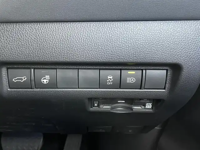 トヨタ ハリアー Z レザーパッケージ 滋賀県 2023(令5)年 2.9万km プレシャスブラックパール モデリスタエアロ/純正１２．３ディスプレイオーディオ/ＪＢＬサウンド/デジタルインナーミラー/レザーシート/パワーシート/シートベンチレーション/シートヒーター/ＢＳＭ/パワーバックドア/ステアリングヒーター/ヘッドアップディスプレイ/純正１９AW/置くだけ充電/追従クルーズコントロール/ETC2.0