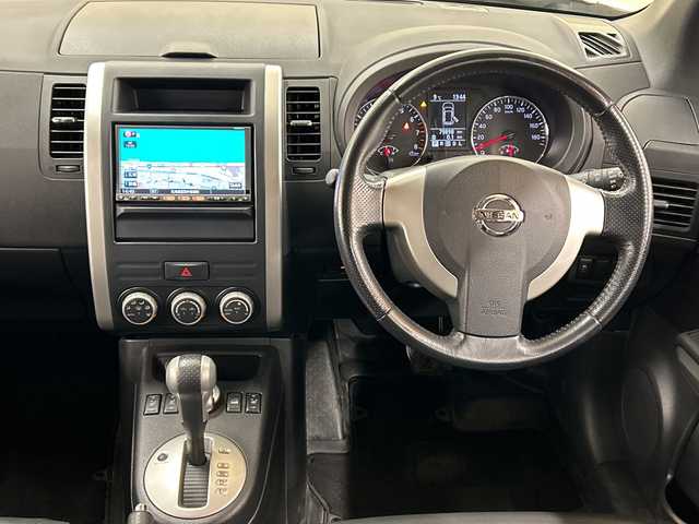 日産 エクストレイル 20X 道央・札幌 2010(平22)年 8万km ブリリアントホワイトパール ４ＷＤ//純正ナビ//フルセグテレビ//バックカメラ//ドアバイザー//ETC//冬タイヤ付き//ＨＩＤヘッドライト