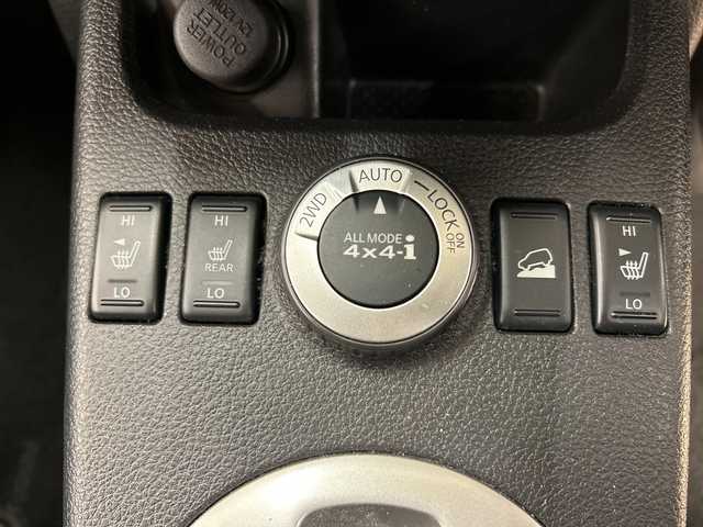 日産 エクストレイル 20X 道央・札幌 2010(平22)年 8万km ブリリアントホワイトパール ４ＷＤ//純正ナビ//フルセグテレビ//バックカメラ//ドアバイザー//ETC//冬タイヤ付き//ＨＩＤヘッドライト