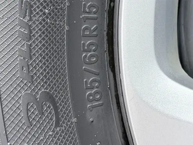 ホンダ フリード ハイブリット プレミアムエディション 大阪府 2016(平28)年 7.2万km コバルトブルーパール 純正ナビTV バックカメラ 両側パワースライドドア ハーフレザーシート クルーズコントロール スマートキー クリアランスソナー オートライト HIDヘッドライト ETC