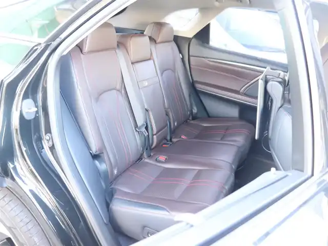 レクサス ＲＸ 200t バージョンL 神奈川県 2017(平29)年 5.5万km グラファイトブラックガラスフレーク 純正ナビ/フルセグテレビ/バックカメラ/リアエンターテイメント/レーダークルーズ/レザーシート/シートヒーター/エアーシート/ステアリングヒーター/パワーバックドア/プッシュスタート/ETC２．０/LEDヘッドライト/取説/ナビ説