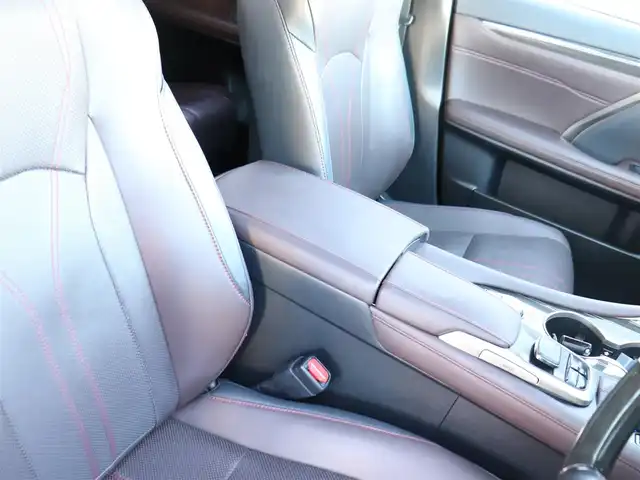 レクサス ＲＸ 200t バージョンL 神奈川県 2017(平29)年 5.5万km グラファイトブラックガラスフレーク 純正ナビ/フルセグテレビ/バックカメラ/リアエンターテイメント/レーダークルーズ/レザーシート/シートヒーター/エアーシート/ステアリングヒーター/パワーバックドア/プッシュスタート/ETC２．０/LEDヘッドライト/取説/ナビ説