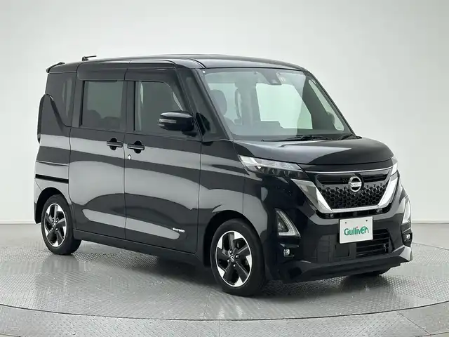 日産 ルークス ハイウェイスター X 兵庫県 2020(令2)年 3.1万km ブラック 純正9インチSDナビ/（CD/DVD/SD/Bluetooth/フルセグTV）/・MM319D-L/バックカメラ/アラウンドビューモニター/エマージェンシーブレーキ/レーンキープアシスト/コーナーセンサー（前後）/横滑り防止装置/盗難防止装置/衝突軽減システム/カーテンエアバッグ/片側パワースライドドア/LEDヘッドライト/LEDフォグランプ/オートライト/オートマチックハイビーム/ヘッドライトレベライザー/ETC/前方ドライブレコーダー/アイドリングストップ/純正14インチアルミホイール/純正フロアマット/スマートキー/スペアキー1本/ベンチシート