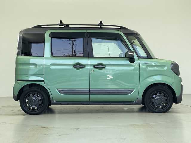 スズキ スペーシア ギア HYBRID XZ 愛知県 2020(令2)年 3.8万km ツールグリーンパールメタリック/ガンメタリック2トーンルーフ 純正SDナビ(CN-RZ833)/【フルセグTV/CD/DVD/SD/Bluetooth】/両側パワースライドドア/衝突被害軽減ブレーキ/レーンキープアシスト/車両接近通報装置/コーナーセンサー/前席シートヒーター/オートLEDライト/オートマチックハイビーム/ETC/横滑り防止装置/盗難防止装置/アイドリングストップ/プッシュスタート/スマートキー/純正フロアマット/ベンチシート/ルーフレール/ルーフキャリア