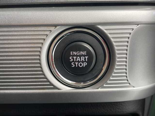 スズキ スペーシア ギア HYBRID XZ 愛知県 2020(令2)年 3.8万km ツールグリーンパールメタリック/ガンメタリック2トーンルーフ 純正SDナビ(CN-RZ833)/【フルセグTV/CD/DVD/SD/Bluetooth】/両側パワースライドドア/衝突被害軽減ブレーキ/レーンキープアシスト/車両接近通報装置/コーナーセンサー/前席シートヒーター/オートLEDライト/オートマチックハイビーム/ETC/横滑り防止装置/盗難防止装置/アイドリングストップ/プッシュスタート/スマートキー/純正フロアマット/ベンチシート/ルーフレール/ルーフキャリア