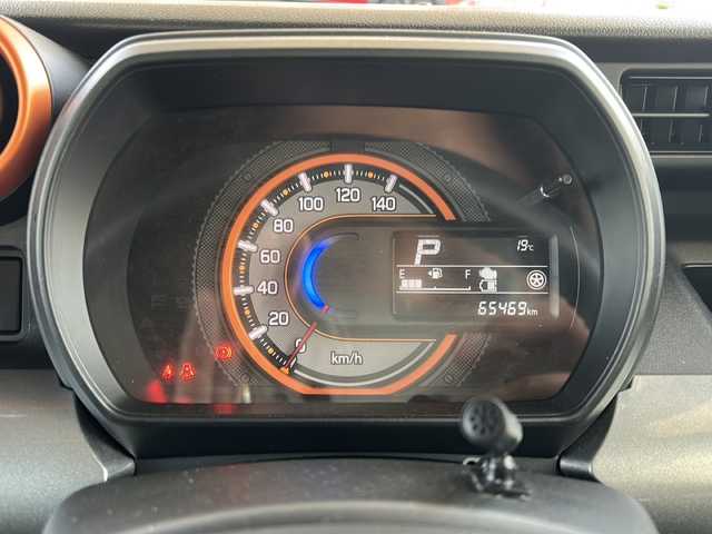 スズキ スペーシア ギア HYBRID XZターボ 大分県 2019(令1)年 6.6万km ピュアホワイトP 純正ナビ/Bluetooth接続可、フルセグTV、CD、DVD再生機能有/ドライブレコーダー/ビルトインETC/バックカメラ/両側パワースライド/シートヒーター/クルーズコントロール/パドルシフト/MTモード付AT/レーンキープアシスト/コーナーセンサー前後/横滑り防止装置/オートライト/衝突被害軽減システム/盗難防止装置/ルーフレール/純正フロアマット/純正アルミホイール/WAC/アイドリングストップ/LEDヘッドライト/Wエアバッグ/スマートキー