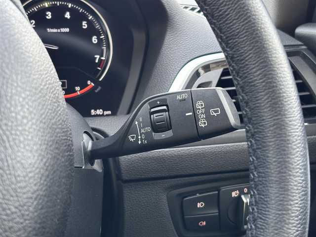 ＢＭＷ １１８ｉ 山梨県 2018(平30)年 1.7万km アルピンホワイトⅢ 純正HDDナビ/バックカメラ/Bluetooth/純正16インチAW/オートライト/LEDヘッライト/ETC/ミュージックサーバー/ミュージックプレイヤー接続/保証書/取扱説明書