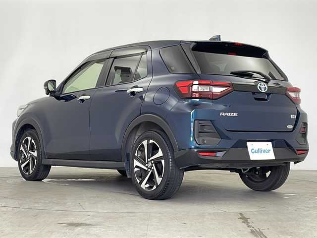 トヨタ ライズ Z 鹿児島県 2022(令4)年 3.6万km レーザーブルークリスタルシャイン 純正9インチディスプレイオーディオ/（フルセグTV/USB/HDMI）/バックカメラ/ETC/ブラインドスポットモニター/運転席・助手席シートヒーター/前後クリアランスソナー/レーダークルーズコントロール/衝突軽減ブレーキ/レーンキープアシスト/スマートキー/プッシュスタート/横滑り防止/電動格納ミラー/純正１７インチアルミホイール/オートライト/オートマチックハイビーム/LEDヘッドライト/フォグライト/スマートキー/プッシュスタート/フロアマット/純正ドアバイザー