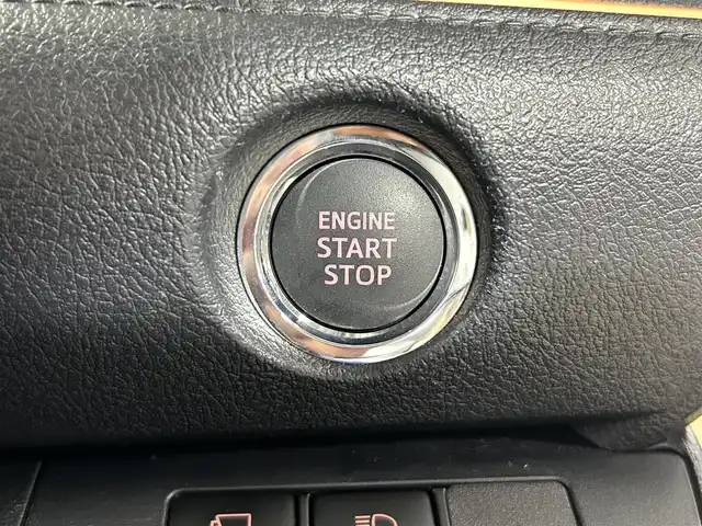 トヨタ シエンタ G クエロ 大阪府 2021(令3)年 2.1万km ベージュ 純正ナビ(フルセグ/CD再生/Bluetooth) 360カメラ ETC 両側パワースライドドア 衝突軽減 クリアランスソナー トヨタセーフティセンス 前後ドラレコ ハーフレザー