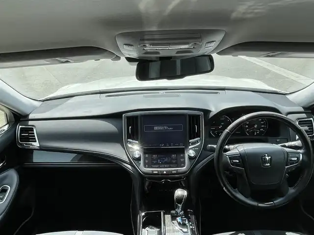 トヨタ クラウン ハイブリッド アスリートSJ-フロンティアLTD 群馬県 2018(平30)年 1.8万km ホワイトパールクリスタルシャイン 純正ナビ　/バックカメラ　/フルセグＴＶ・Ｂｌｕｅｔｏｏｔｈ・CD・DVD　/アダプティブクルーズコントロール　/レーンアシスト　/オートハイビーム　/黒ハーフレザー　/パワーシート　/ＥＴＣ　/オートワイパー　/純正フロアマット