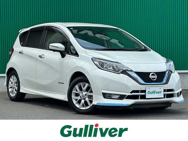 日産 ノート e－パワー メダリスト 宮城県 2016(平28)年 9.5万km ブリリアントホワイトパール エマージェンシーブレーキサポート/純正SDナビ/【CD・DVD・SD・BT・フルセグTV】/アラウンドビューモニター/純正エアロ/純正15インチAW/DriveMODE/レーンキープアラート/横滑り防止装置/ステアリングスイッチ/ウィンカーミラー/オートライト/LEDヘッドライト/フォグライト/スマートキー/ETC/フロアマット/ドアバイザー