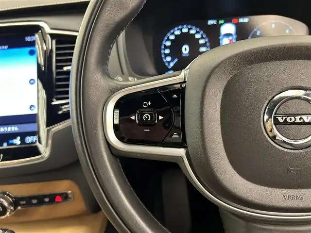ボルボ ＸＣ９０ D5 AWD インスクリプション 岡山県 2019(令1)年 6.8万km グレー 純ナビ/Bluetooth/Applecarplay/Androidauto/ハーマンカードン/前席PWシート/シートヒータ/シートクーラ/ACC/オートブレーキホールド/ステアリングヒータ/社外レーダ/HUD/ドラレコ/後席シートヒータ/ブラウンレザー/PWテールゲート