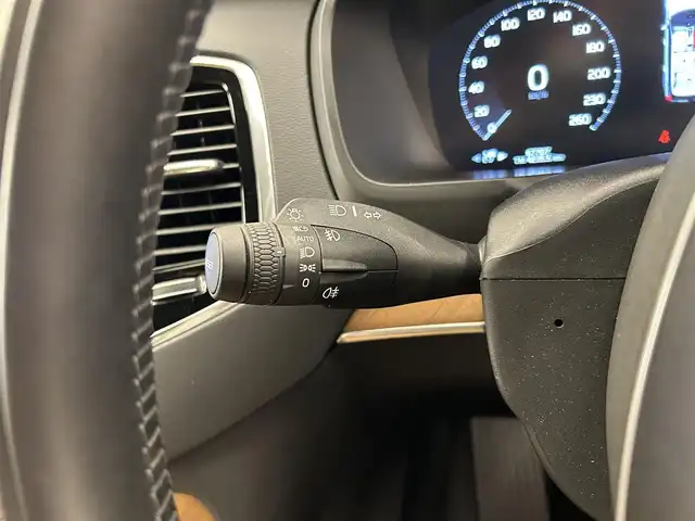 ボルボ ＸＣ９０ D5 AWD インスクリプション 岡山県 2019(令1)年 6.8万km グレー 純ナビ/Bluetooth/Applecarplay/Androidauto/ハーマンカードン/前席PWシート/シートヒータ/シートクーラ/ACC/オートブレーキホールド/ステアリングヒータ/社外レーダ/HUD/ドラレコ/後席シートヒータ/ブラウンレザー/PWテールゲート