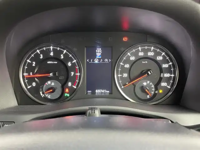 トヨタ アルファード S 道央・札幌 2016(平28)年 7万km グレーメタリック ・４WD/・寒冷地仕様/・純正SDナビ/・CD/DVD/SD/BT/フルセグ/・バックカメラ/・純正12インチフリップダウンモニター/・ビルトインETC/・クリアランスソナー/・ECOモード/・横滑り防止/・アイドリングストップ/・両側パワースライドドア/・ステアリングスイッチ/・ウォークスルー/・オットマン/・LEDヘッドライト/・フォグランプ/・純正18インチAW/・純正フロアマット/・プッシュスタート/・スマートキー/・取扱説明書/・保証書
