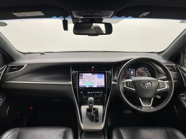 トヨタ ハリアー プログレス メタル&レザーP 岡山県 2018(平30)年 4.9万km スパークリングブラックパールクリスタルシャイン 純正9インチSDナビ/（CD/DVD/Bluetooth/フルセグ/USB）/サンルーフ/JBLサウンドシステム/衝突軽減ブレーキ/アラウンドビューモニター/レーダークルーズコントロール/ビルトインETC2.0/D/N席シートヒーター/D/N席エアシート/LEDヘッドライト/ドライブレコーダー/電動リアゲート/コーナーセンサー/パーキングアシスト/オートハイビーム/プッシュスタート/スマートキー/アイドリングストップ/純正フロアマット/新車保証書/取扱説明書/カードキー×1