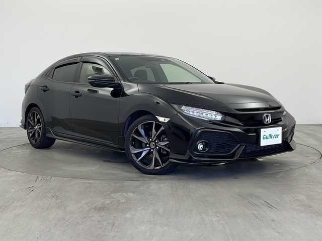 ホンダ シビック ハッチバック 兵庫県 2018(平30)年 5万km クリスタルブラックパール ・Honda SENSING/・衝突軽減ブレーキ〈CMBS〉/・渋滞追従機能付ACC〈アダプティブ・クルーズ・コントロール〉/・LKAS〈車線維持支援システム〉/・路外逸脱抑制機能/・オートハイビーム/・標識認識機能/・アジャイルハンドリングアシスト/・VSA/・EBD（電子制御制動力配分システム）付ABS/・デュアルピニオンアシストEPS/・LEDヘッドライト/・ナビ装着用スペシャルパッケージ/・ETC車載器/・純正ナビ/CD/DVD/TV/BT/・バックカメラ/・純正18インチアルミホイール/・前席シートヒーター/・パドルシフト/・アイドリングストップ